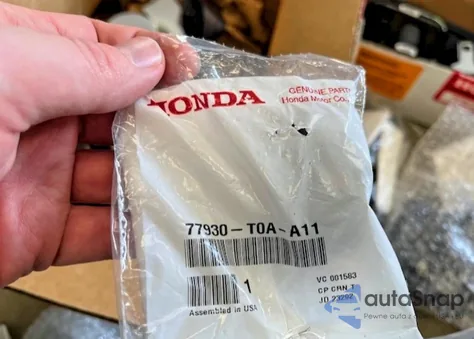 2012 BMW 5 Series z USA, uszkodzony, nr VIN 3N6CM0KN6LK695671